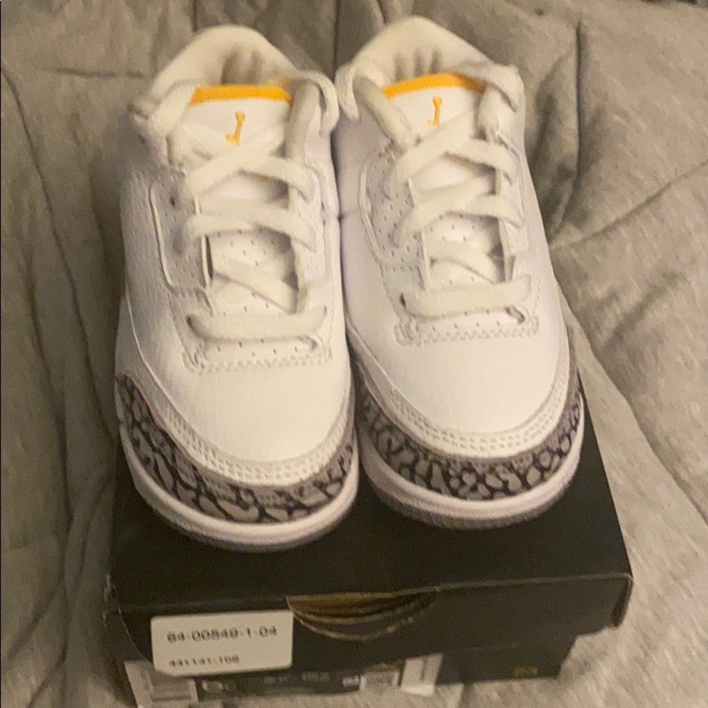 Toddler Jordan Retro 3